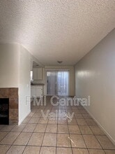 7921 Montgomery Ave in Stockton, CA - Building Photo - Building Photo