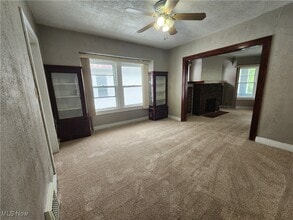 820 Helmsdale Rd in Cleveland Heights, OH - Building Photo - Building Photo