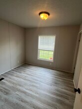 571 Berry Shoals Rd in Duncan, SC - Building Photo - Building Photo