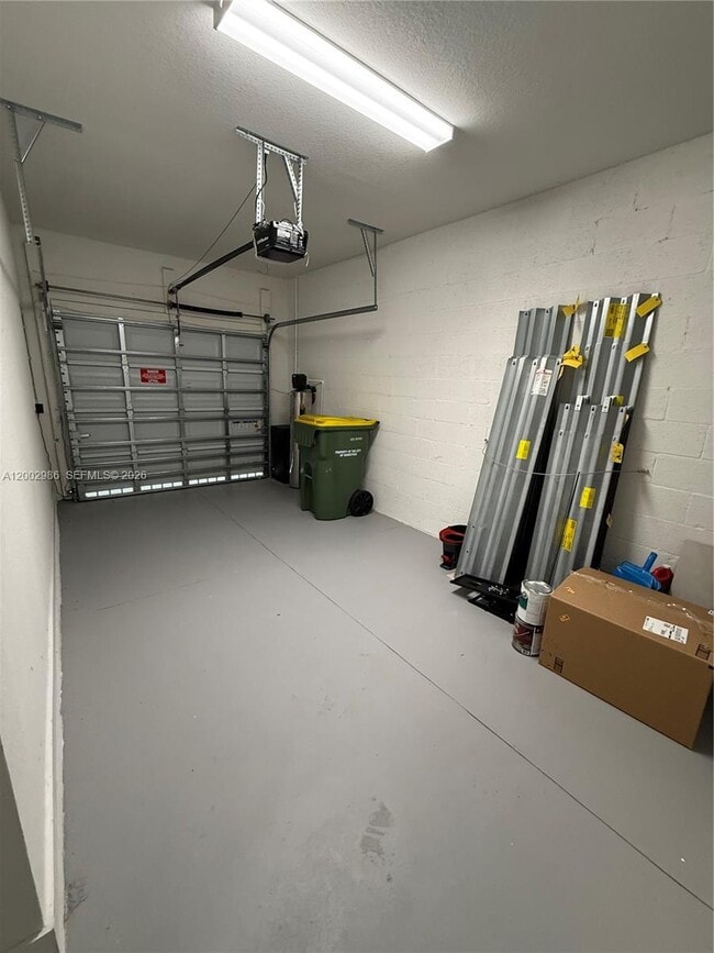 1743 SE 9th Terrace in Florida City, FL - Building Photo - Building Photo