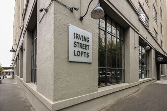 1314 NW Irving St in Portland, OR - Building Photo - Building Photo
