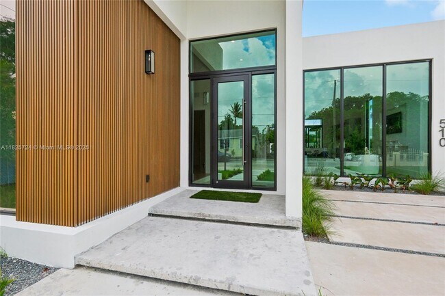 property at 424 NW 43rd St