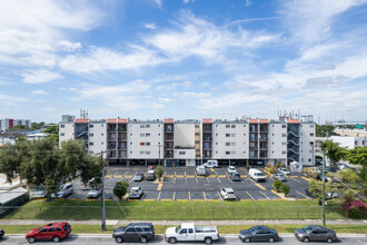 Garcia Apartments in Miami, FL - Building Photo - Building Photo