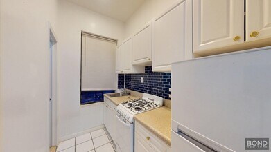 1731 2nd Ave in New York, NY - Building Photo - Building Photo