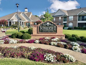 Somerset Apartments in Hot Springs, AR - Foto de edificio - Building Photo