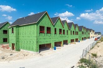 Crestview Apartments in Allen, TX - Foto de edificio - Building Photo