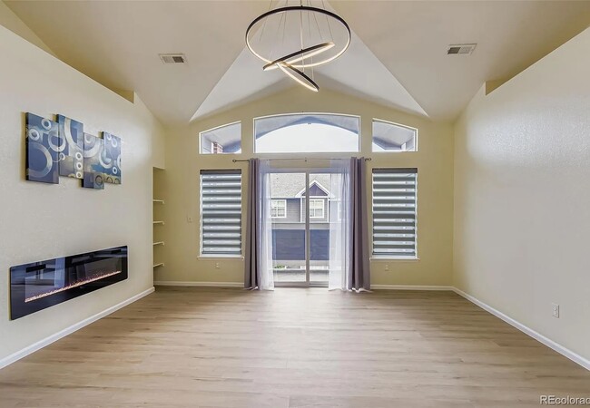 14211 East 1st Drive, Unit 307 in Aurora, CO - Building Photo - Building Photo