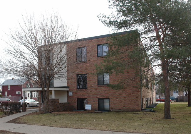 Pillsbury Avenue Apartments in Minneapolis, MN - Building Photo - Building Photo