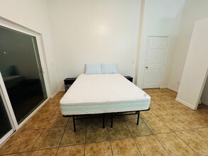 536 Cheshire Way, Unit 600 in Davenport, FL - Building Photo - Building Photo