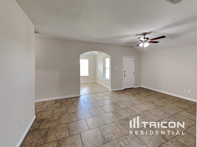 705 Barkridge Trail in Burleson, TX - Building Photo - Building Photo