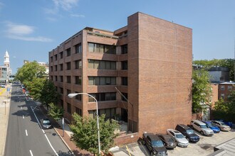 125-127 N 4th St in Philadelphia, PA - Foto de edificio - Building Photo