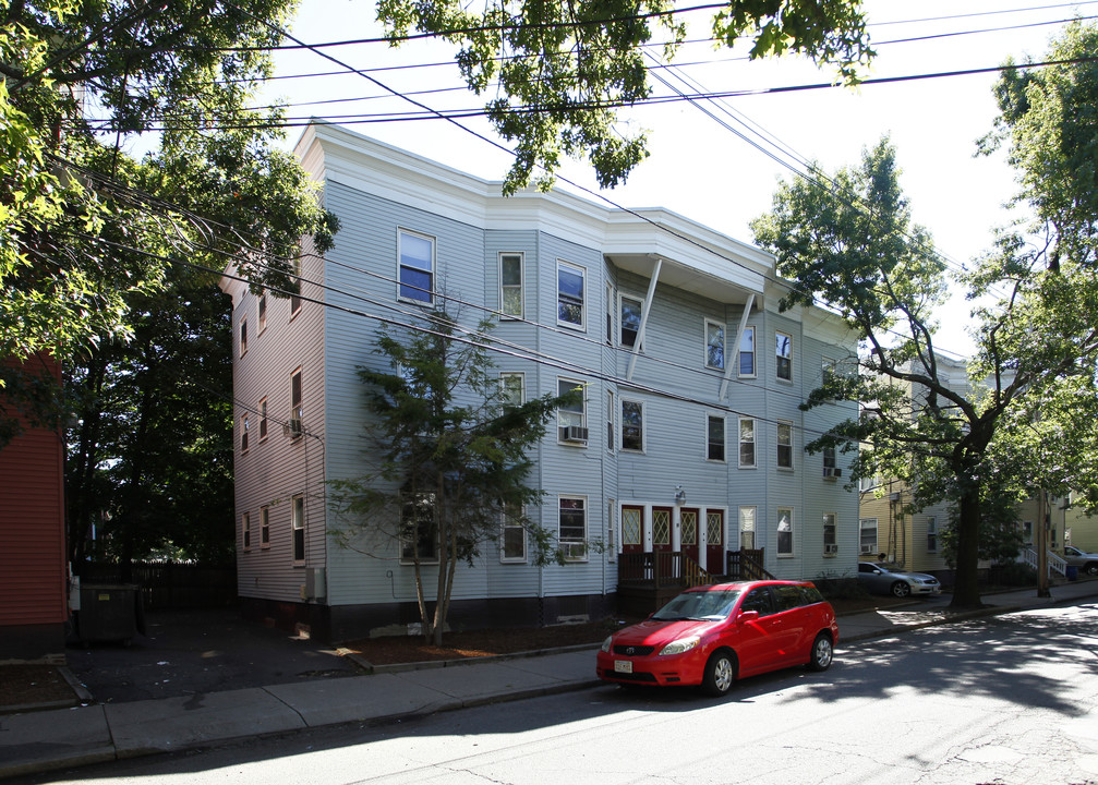 28-43 Barrett St in Lynn, MA - Building Photo