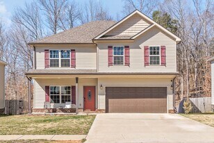 West Winds in Clarksville, TN - Building Photo