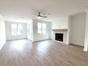 4802 Larkin Pass in Buford, GA - Building Photo - Building Photo