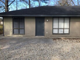 45493 Sciara Ln, Unit 21 in Hammond, LA - Building Photo