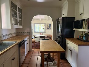 8301 Marmont Ln in Los Angeles, CA - Building Photo - Building Photo