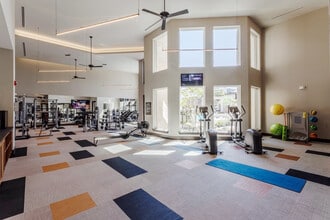 Reserve on Kingsland in Katy, TX - Foto de edificio - Interior Photo