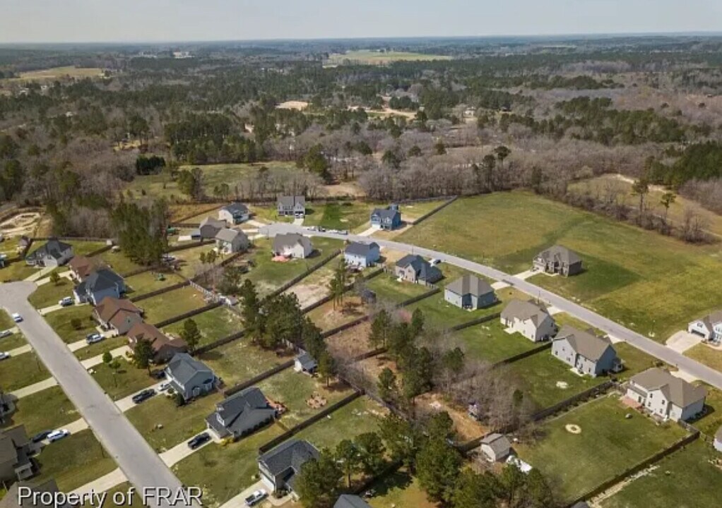 220 Shepard Dr in Linden, NC - Building Photo