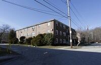 Building Photo - Carriage Hill Estates Apartments in Amesbury, Massachusetts