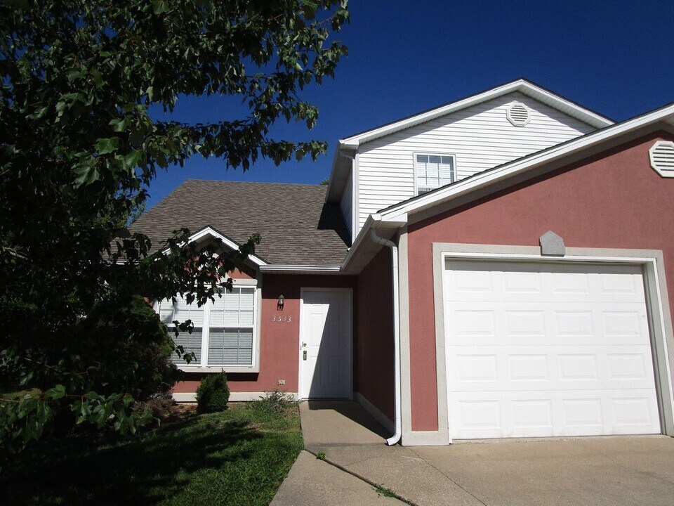 3531-3533-3533 Prescott Dr in Columbia, MO - Foto de edificio
