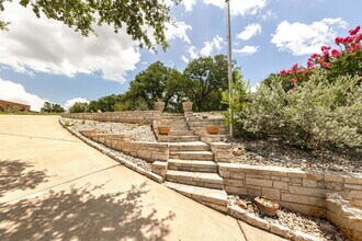 8424 Bronco Buster Trail in Lago Vista, TX - Building Photo - Building Photo