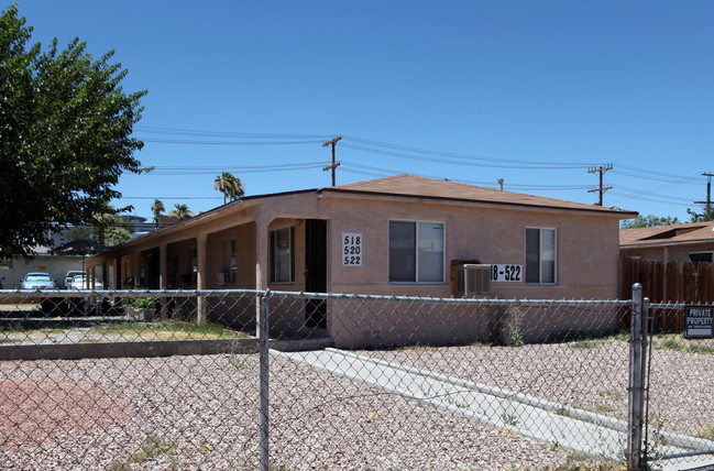 518-534 S 11th St in Las Vegas, NV - Building Photo - Building Photo