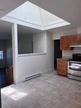 14311-1Rt9w Rte 9W in Ravena, NY - Building Photo - Building Photo