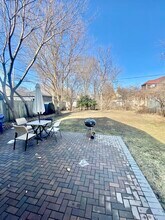 1511 Greenleaf St in Evanston, IL - Building Photo - Building Photo