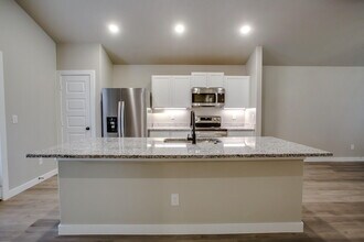 1705 141st St in Lubbock, TX - Foto de edificio - Building Photo
