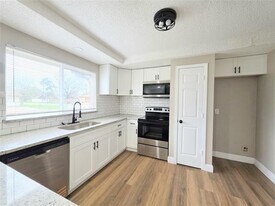 174 Circle Dr in Denison, TX - Building Photo