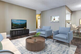 Las Brisas Apartments in Indio, CA - Building Photo