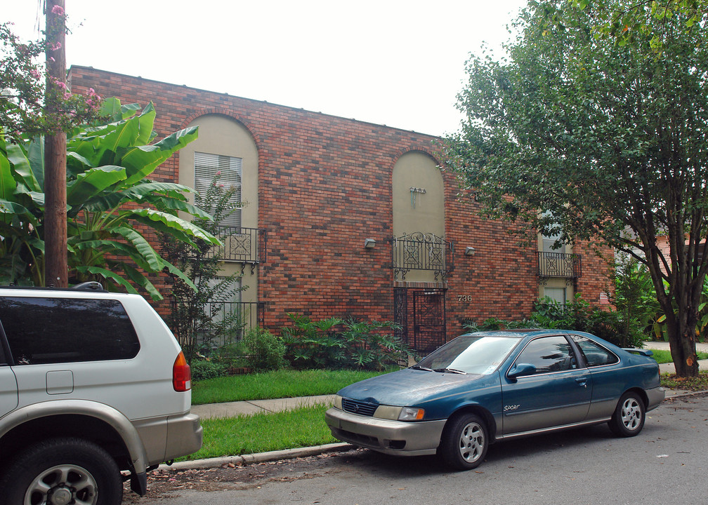 736 N 8th St in Baton Rouge, LA - Foto de edificio