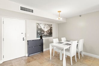 290 174th St in Sunny Isles Beach, FL - Building Photo - Building Photo