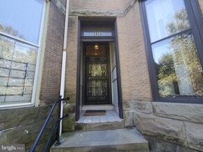 2026 Mt Royal Terrace in Baltimore, MD - Building Photo - Building Photo