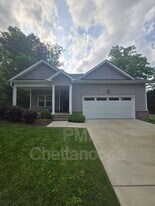 2125 Mae Dell Rd in Chattanooga, TN - Building Photo