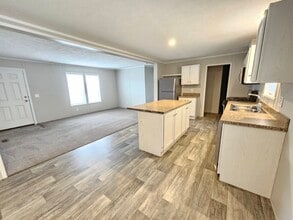 9636 Anchor Dr in Algonac, MI - Building Photo - Building Photo