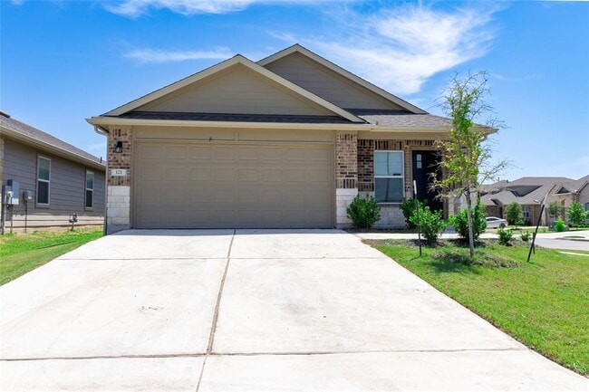 121 Mariners Landing in Bastrop, TX - Building Photo - Building Photo