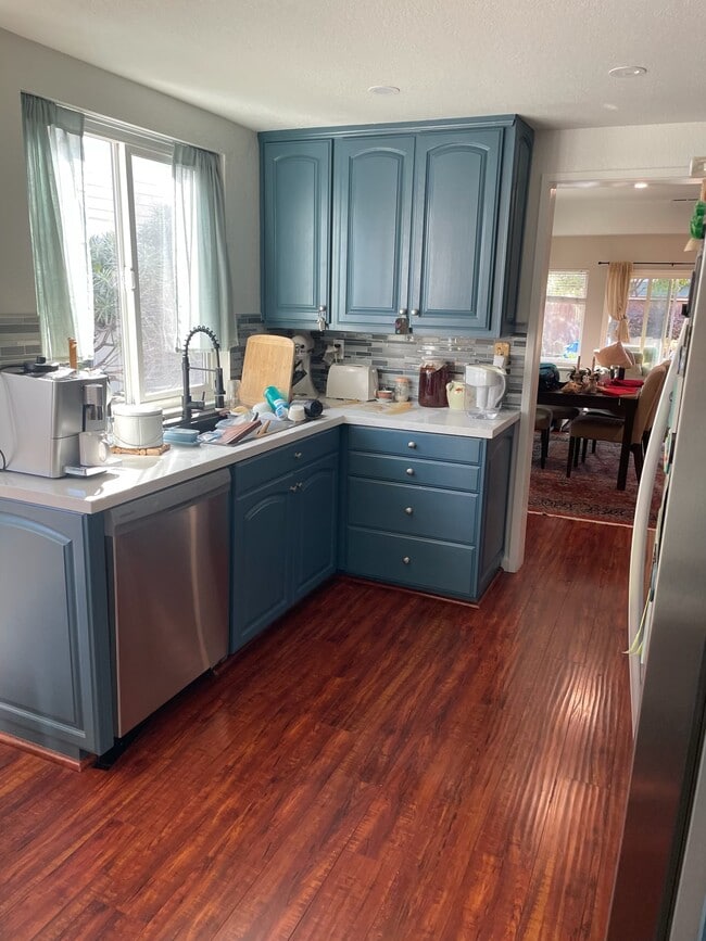 127 Shepardson Ln in Alameda, CA - Foto de edificio - Building Photo