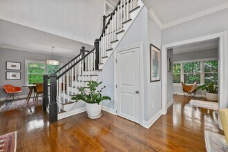 8 View St in Greenwich, CT - Building Photo - Building Photo
