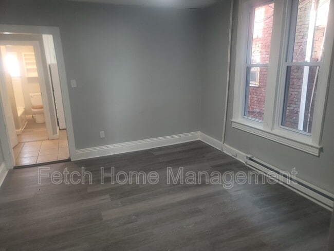 264 W Cottage Pl in York, PA - Building Photo - Building Photo