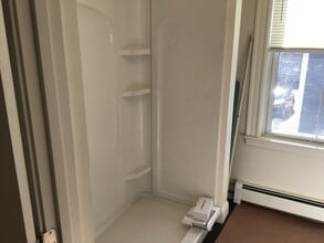 10 1/2 Bentley St, Unit #2 in Salem, MA - Building Photo - Building Photo