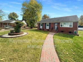 4911 Laurie Ln in Richmond, VA - Building Photo - Building Photo