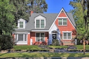 2030 E 50th St in Savannah, GA - Building Photo