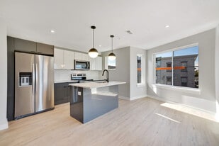 2639 Cecil B Moore Ave, Unit 3