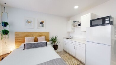 Sohana Apartments in Nashville, TN - Foto de edificio - Building Photo