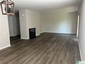 328 Carver Dr in Bethlehem, PA - Building Photo - Building Photo