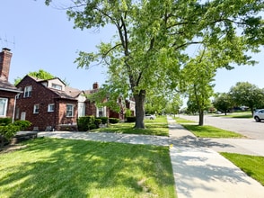 16927 Chandler Park Dr in Detroit, MI - Building Photo - Building Photo