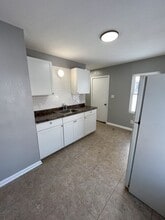 148 Linwood Ave in Waterloo, IA - Building Photo - Building Photo