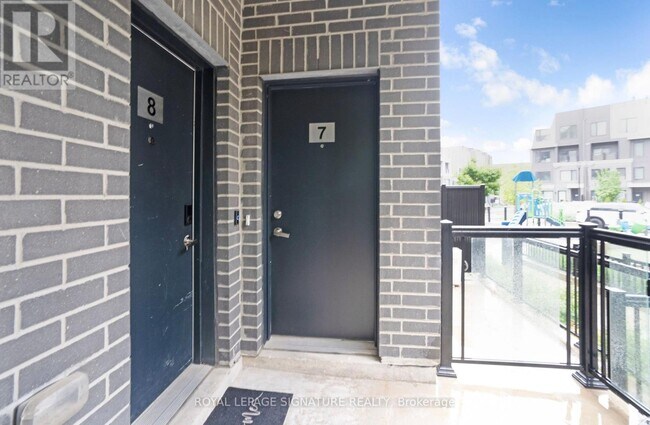 3492 Widdicombe Way in Mississauga, ON - Building Photo - Building Photo