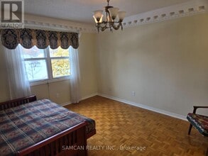 2470 Wynten Way in Oakville, ON - Building Photo - Building Photo